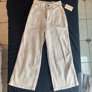 Universal Thread pants